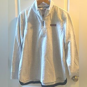 Woman’s Vineyard Vines Grey medium half Zip up NWT Smoke Free home